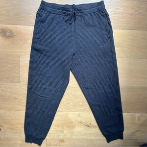 Nike Men's Pants Jogger Yoga Dri-FIT Textured Lightweight Medium